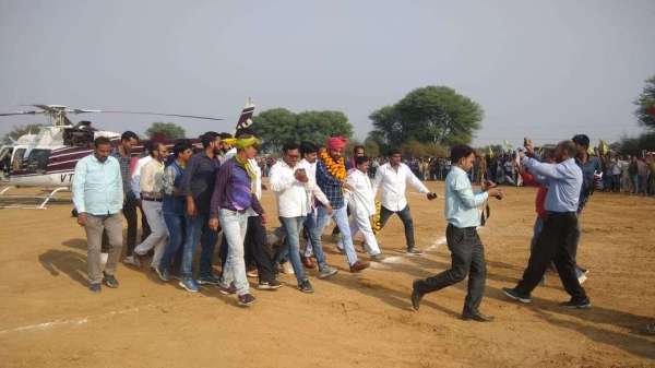 Hanuman Beniwal in Neemkathana