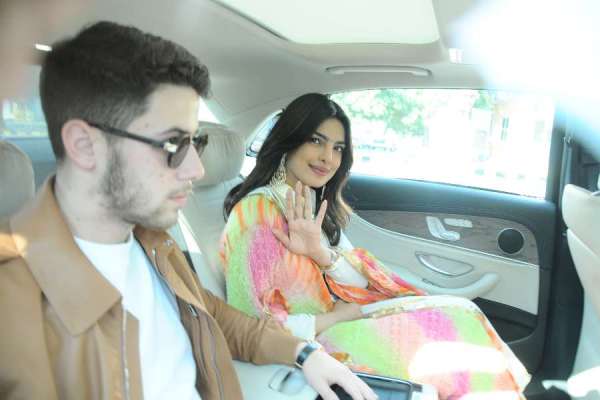priyanka chopra latest pics