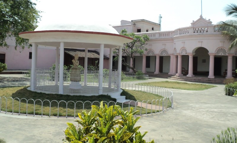 जीरादेई, बिहार स्थिति डॉ.राजेन्द्र प्रसाद की जन्मस्थली, शान से खड़ी विरासत