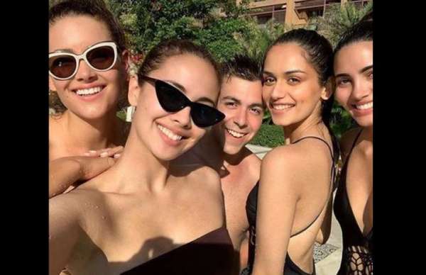 manushi chhillar black hot bikini photos viral