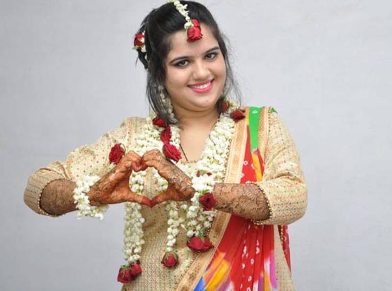 Floral jewelery in trend