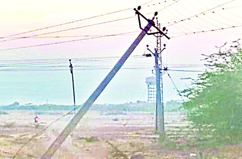 Hanging wires on the way