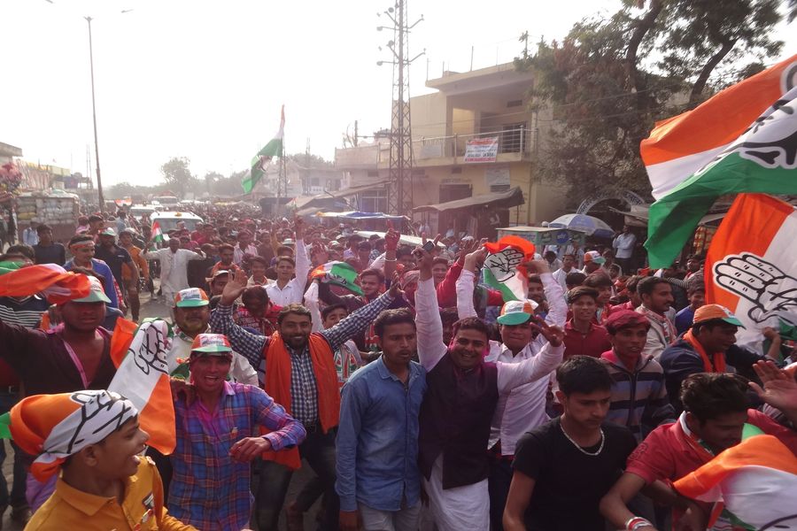 कांग्रेस ने जीत का लहराया परचम, भाजपा चहुंखाने चित्त