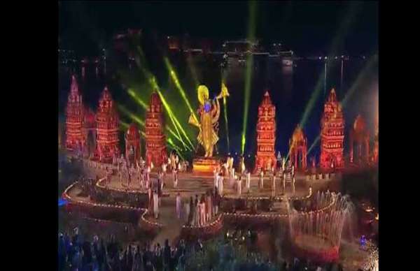 Isha Ambani and Anand Piramal mahaarti puja unseen pics