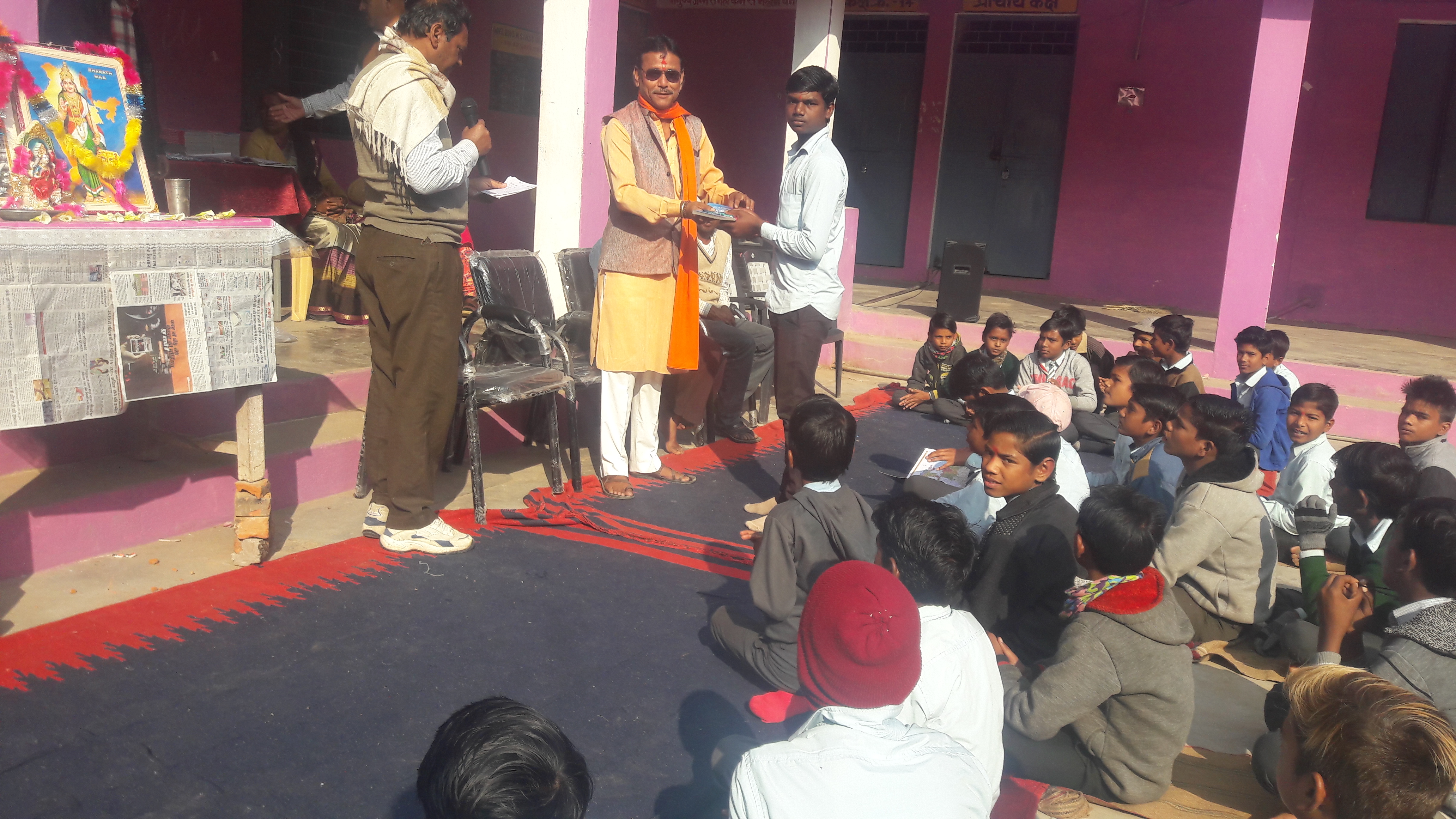 Organizing a Children's Assembly under Pratibha Parva
