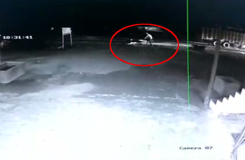 terrible road accident in Jhalawar, captured in CCTV