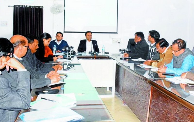 Instruction of collector hurt by accidents, immediate encroachment on