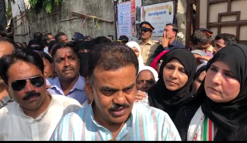 The Fadnavis Government Protects Adani Electricity