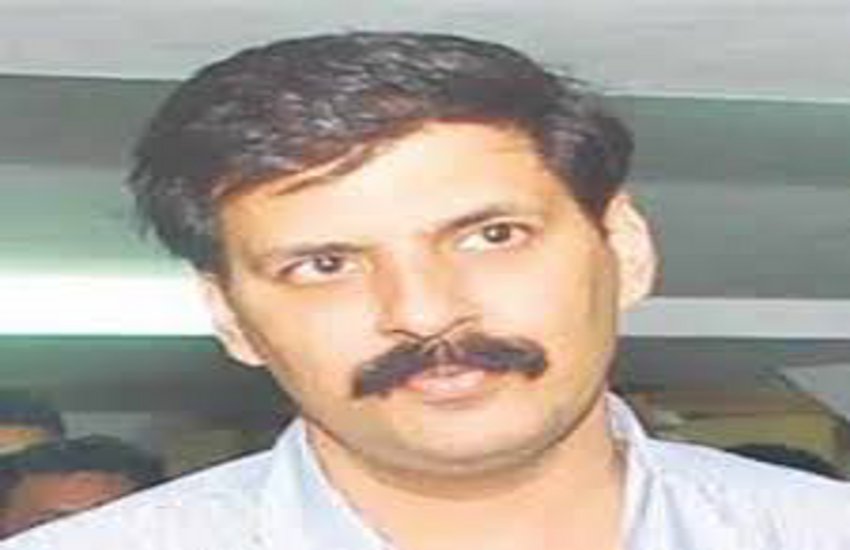 IPS Rajnish Rai, Gujarat cadre, Suspended
