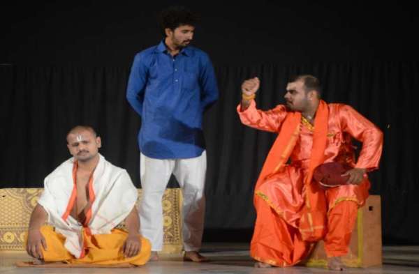 महा ब्राह्मण नाटक की प्रस्तुति