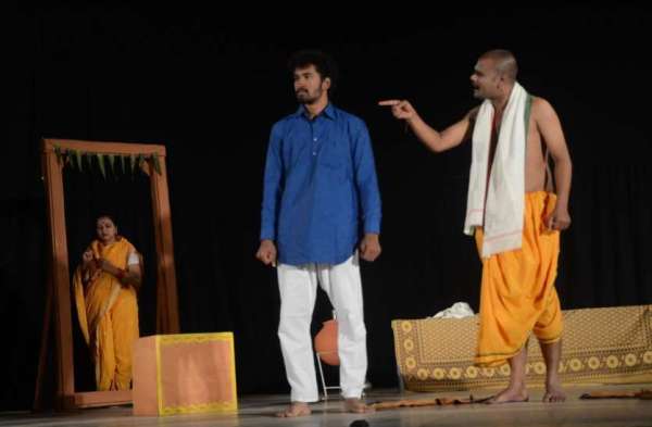 महा ब्राह्मण नाटक की प्रस्तुति