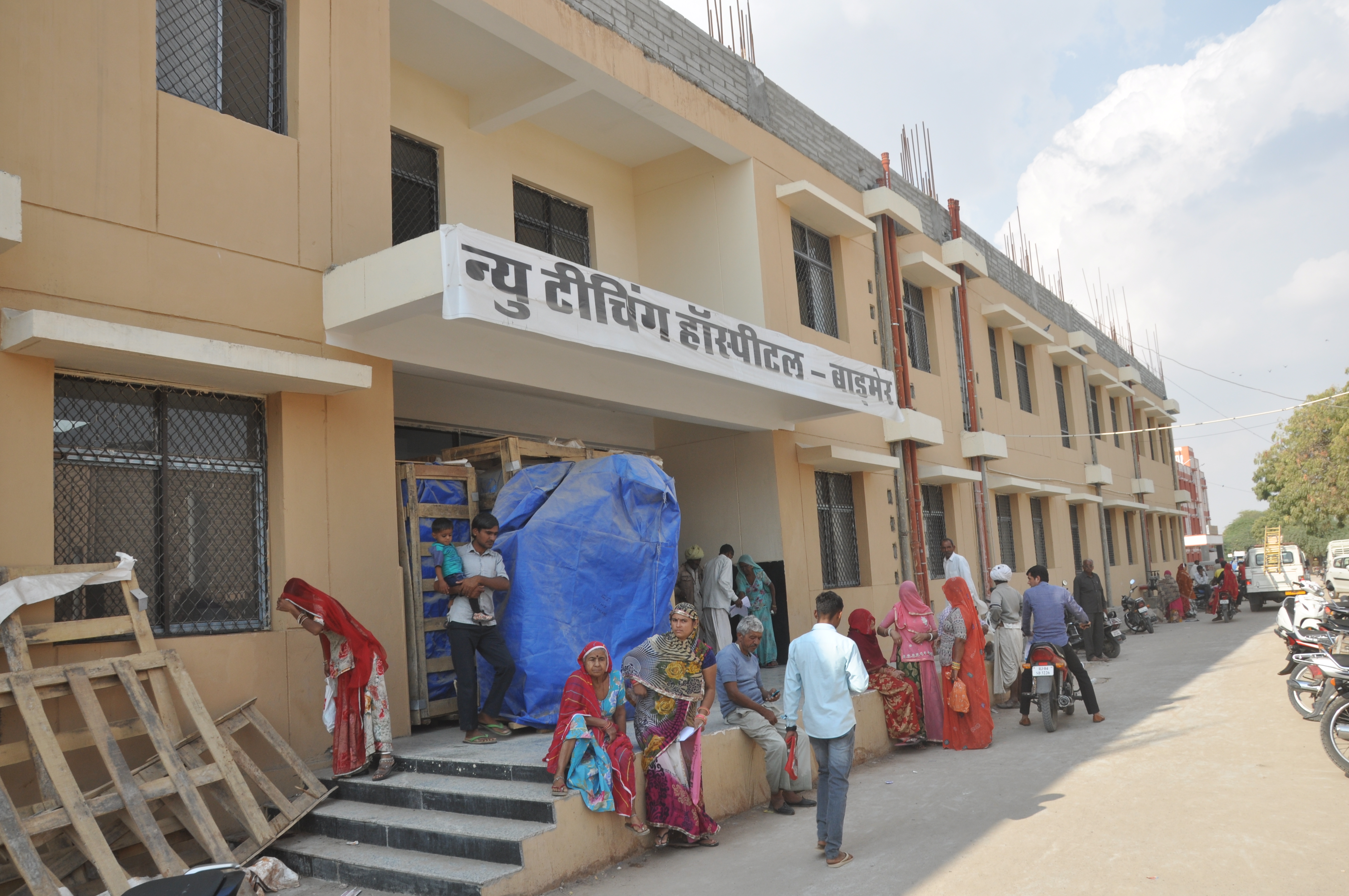 Two deaths due to fever, swine flu feared