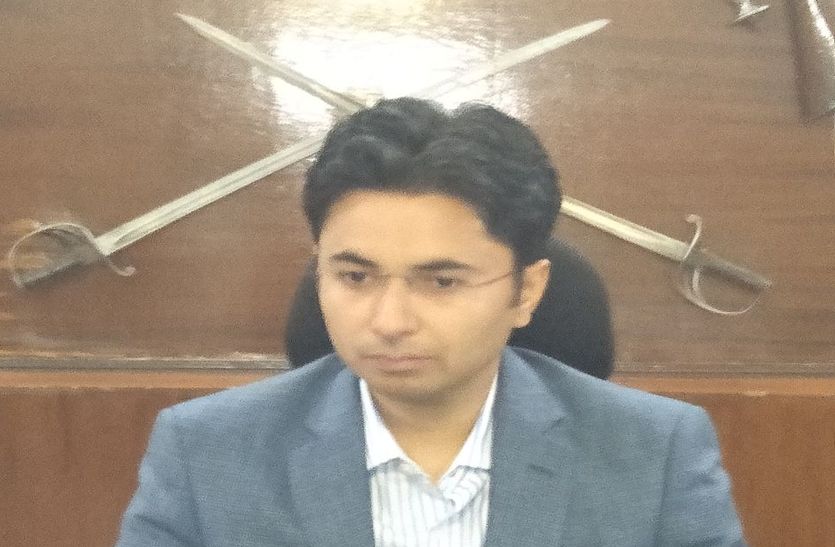 Alwar District Collector Indrajeet Singh Arrives Alwar And Took charge