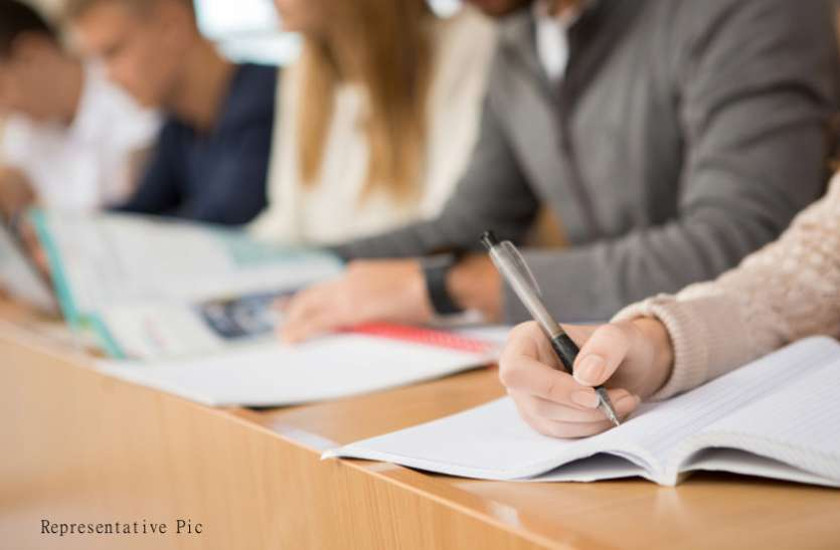 UP Assistant Teacher Admit Card 2018