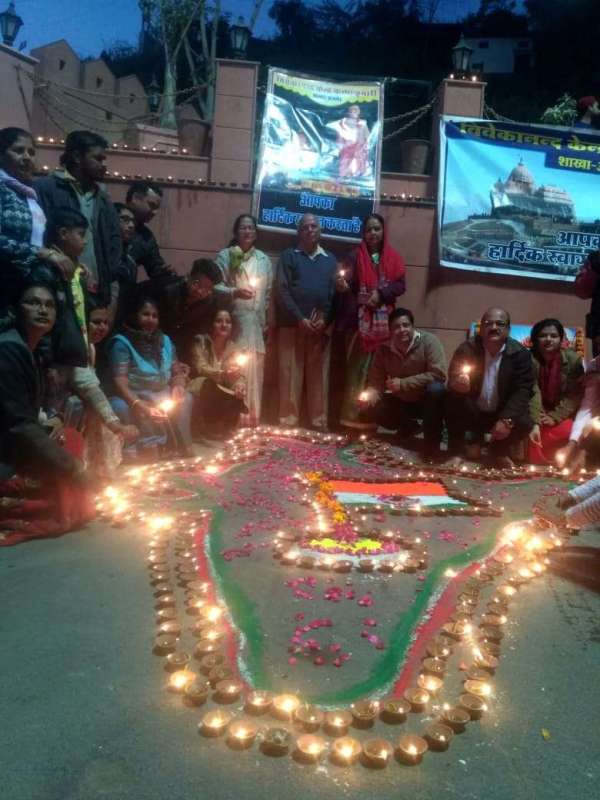 beaytiful pics of Rangoli and the Deepdan