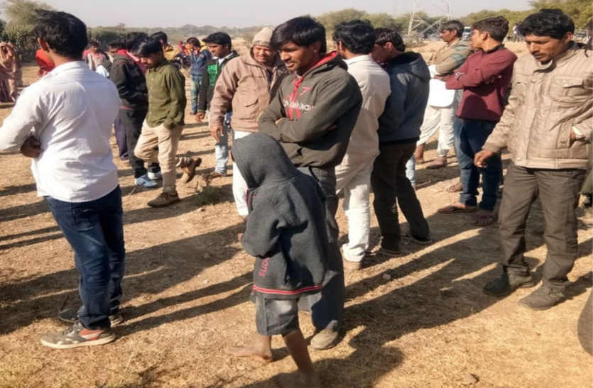 Roadside bodies found in bhilwara
