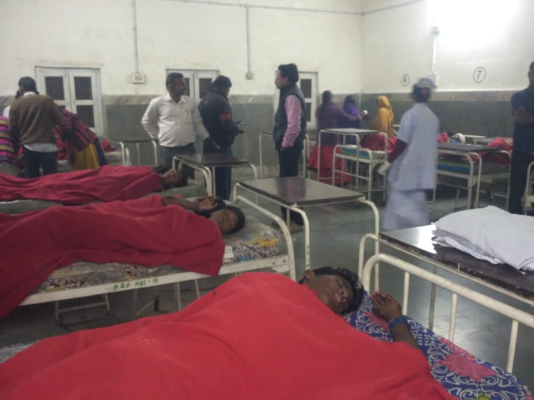 Breaking : मड़ई मेला से घर लौट रहे छात्रों से भरी पिकअप पलटी, 38 बच्चे घायल, 10 छात्रों का प्राथमिक इलाज के बाद कटघोरा अस्पताल किया रेफर
