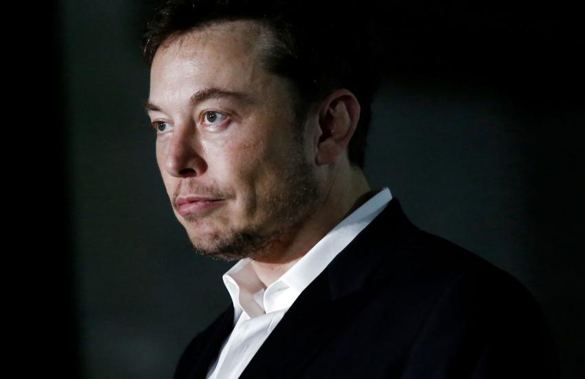 Elon Musk threatns for shifting plant, Tesla to close Model S and X production
