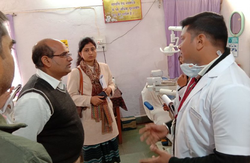 Kayakalp team did a surprise inspection of district hospital katni