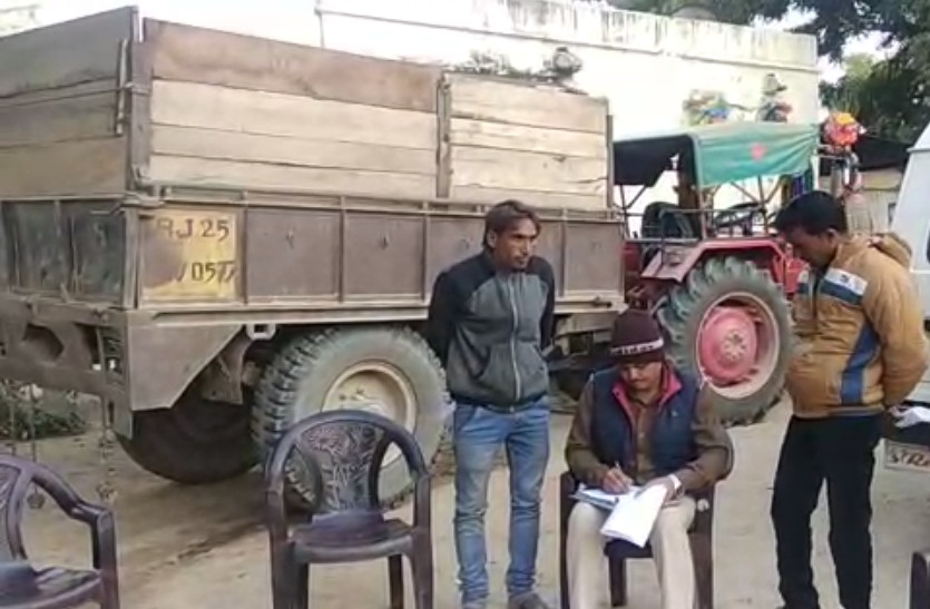 कागजों के अभाव में पुलिस ने दर्जनभर वाहन किए जब्त
