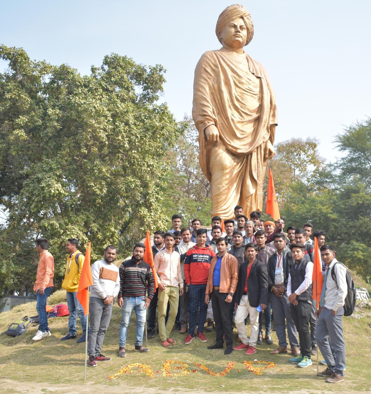ABVP celebrates Youth Day at Vivekananda Park