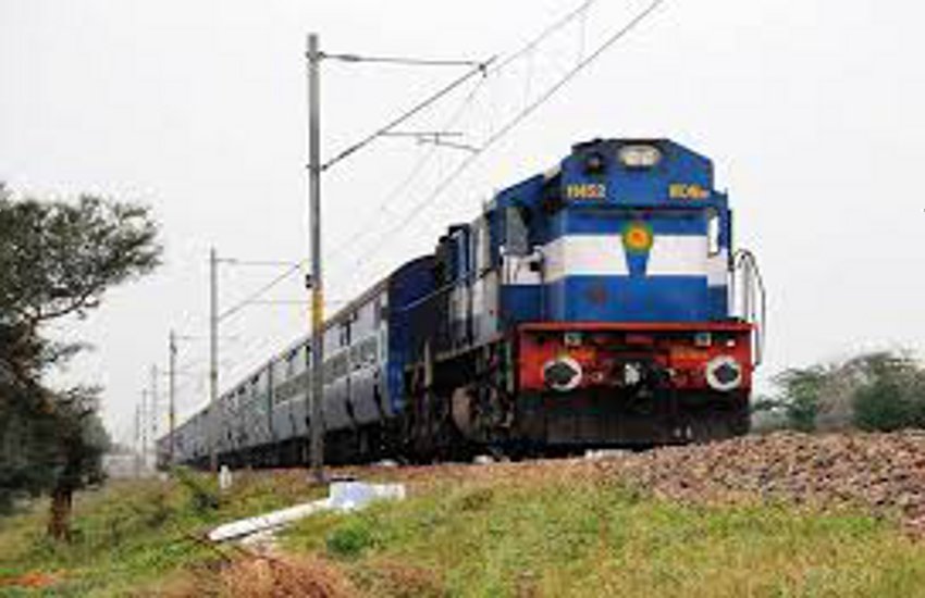 Khajuraho-Indore Express