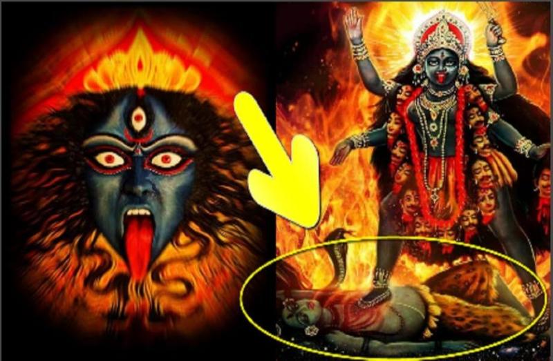 भगवान शिव मां के पैरों केे नीचे