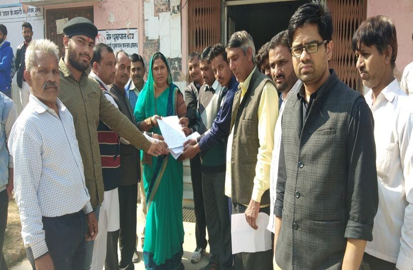 बगड़वासियों ने दी नगरपालिका को चेतावनी.. देखे वीडियो