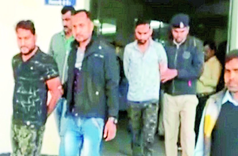 murder accused caught at gwalior railway station