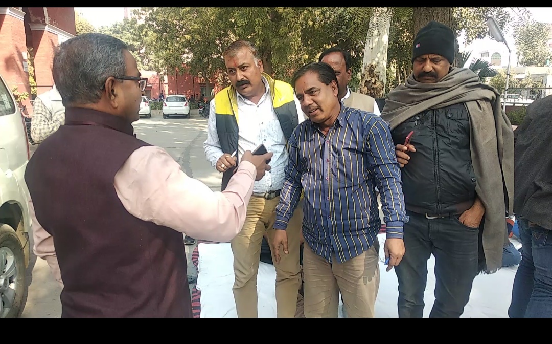 BJP councilors protest