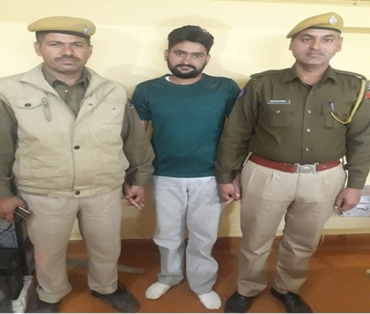 Police Arrested accused of placing weapons and live cartridges