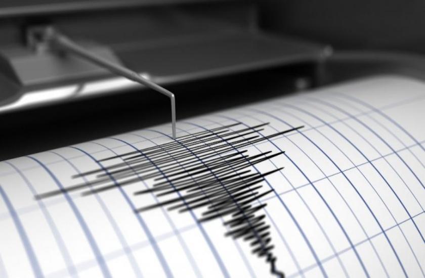 earthquake shakes with magnitude of 6.7 in Chile