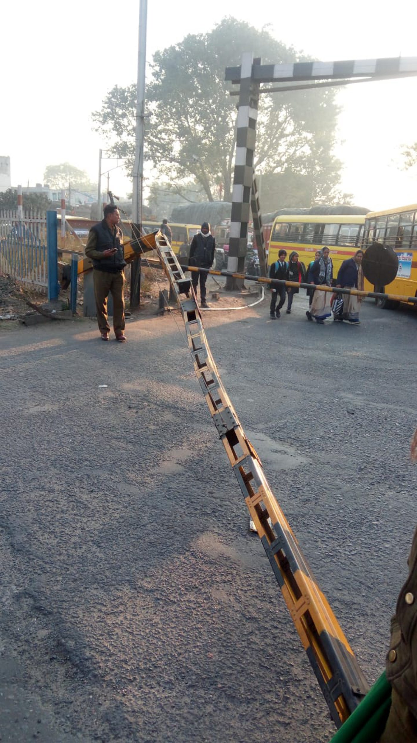 Railway Gate breaks into reaching school