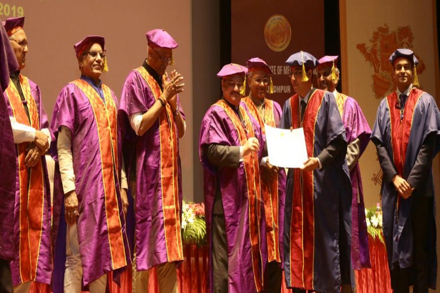 all-aiims-will-be-alike-no-big-or-small