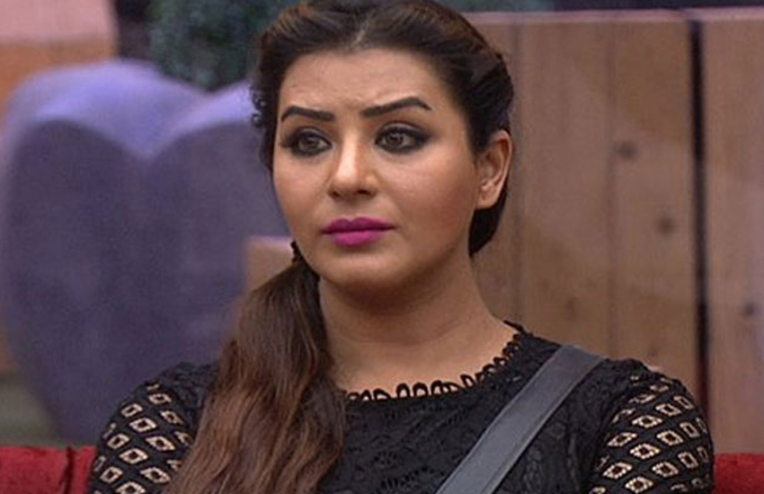 Shilpa Shinde deletes her Twitter Account got angry on Fans