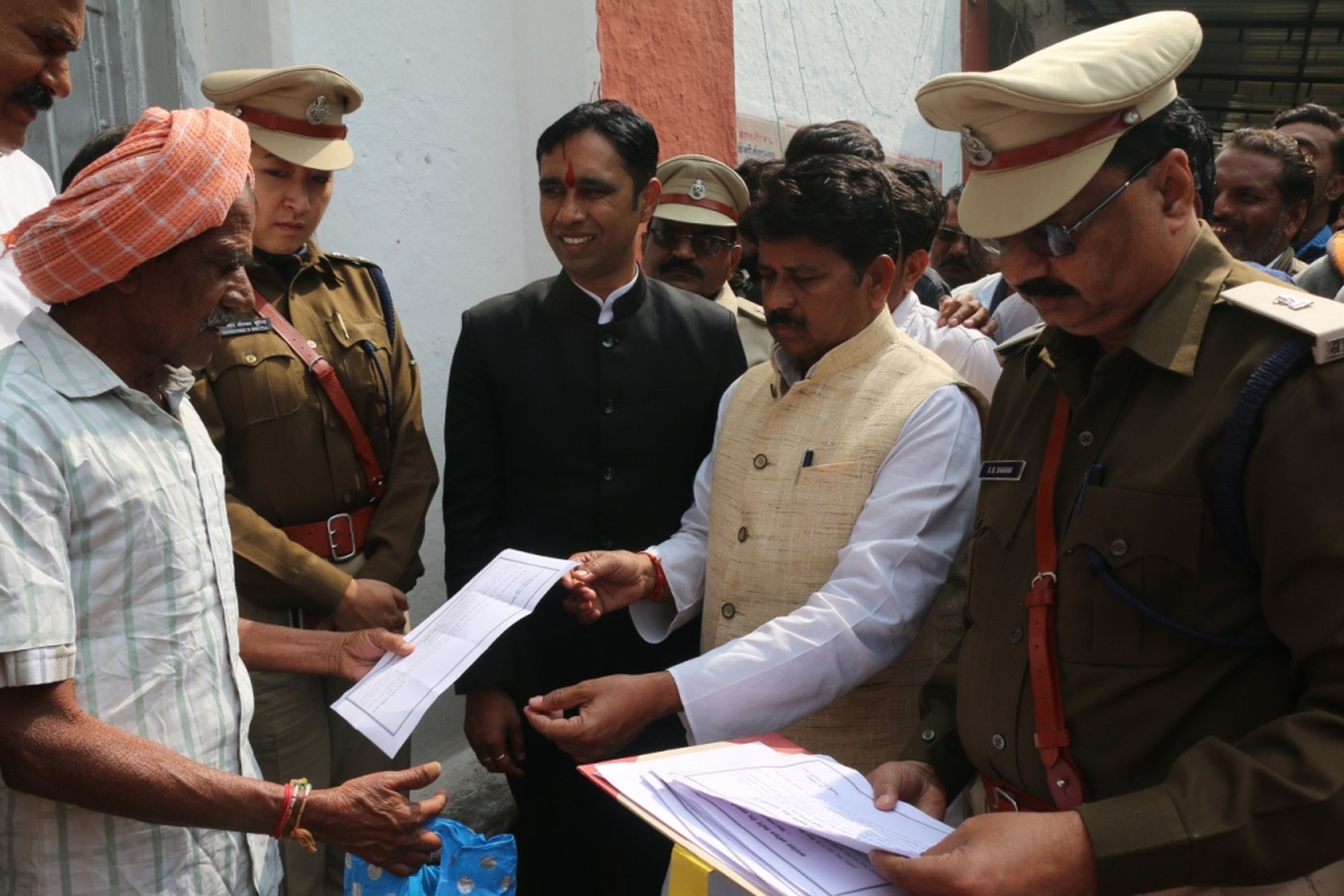 Jail Minister Bala Bachchan inspected central jail