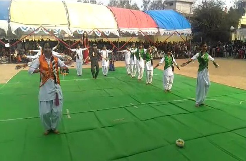 Republic Day celebrating the city and rural areas