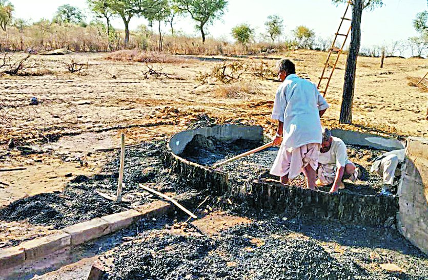 3 fire in place, Residential Dhani in fire