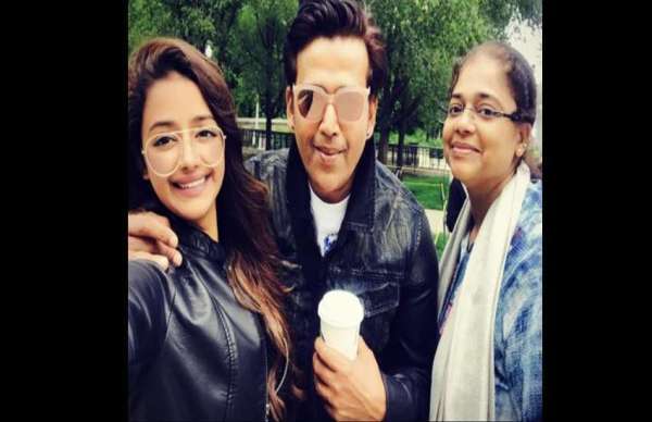 Ravi Kishan daughter Riva Kishan and wife