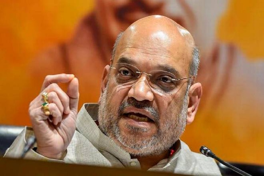 Amit Shah talks with Uddhav for the coalition