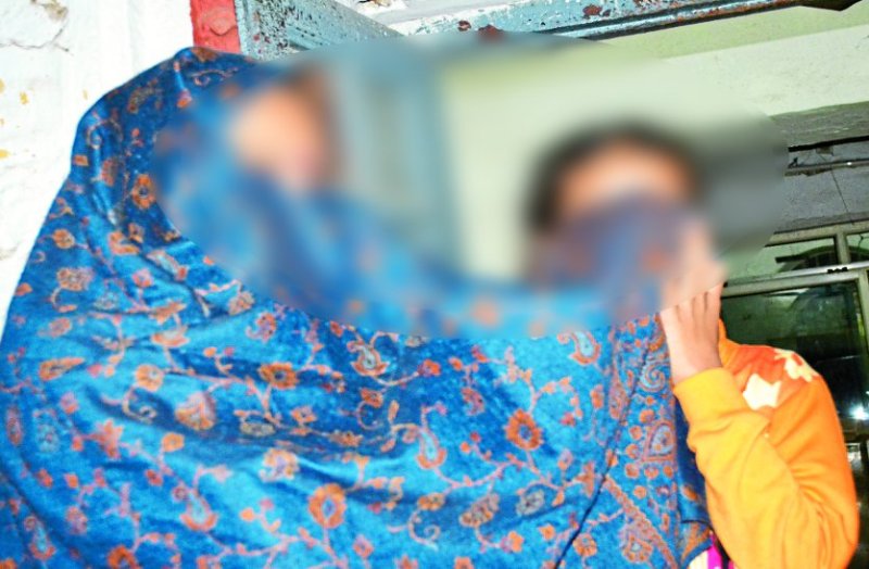 bahu ke sath jeth ne kiya rape