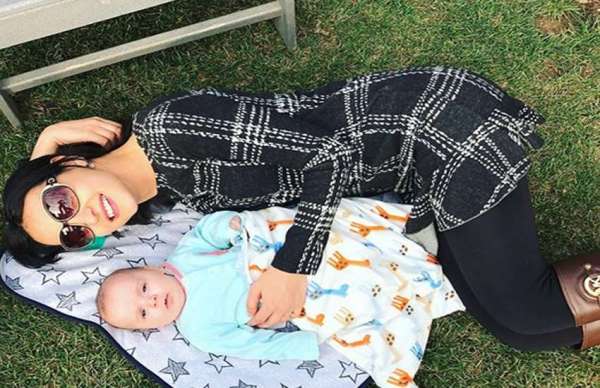 sanaya irani with baby