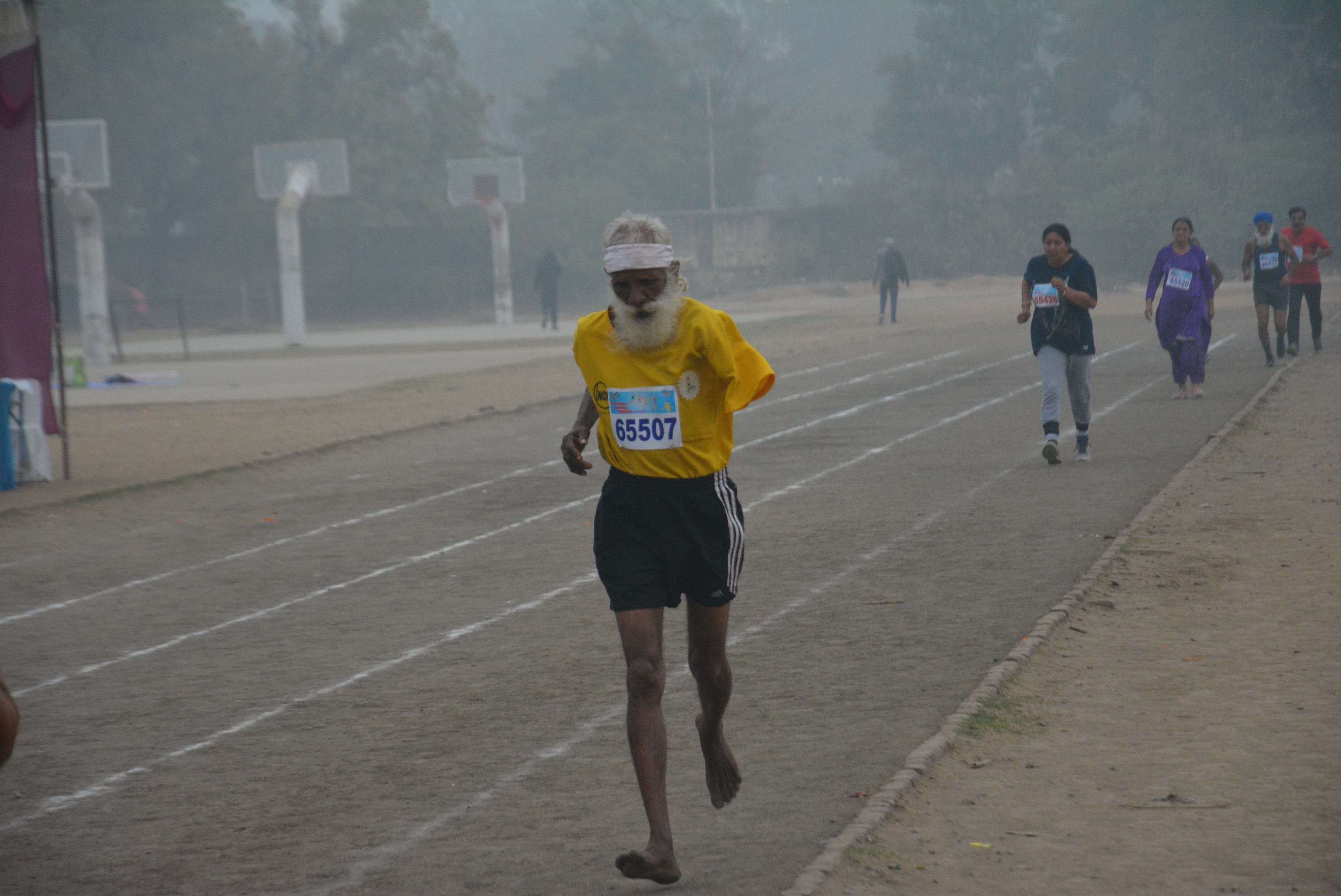 Himmat Singh Runner Of Gujarat Won Gold Medal In 5 Thousand Metre Race