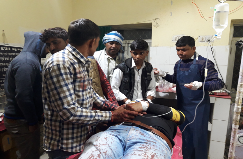 Five injured in near blood clash in Karanpur, close relative of minist