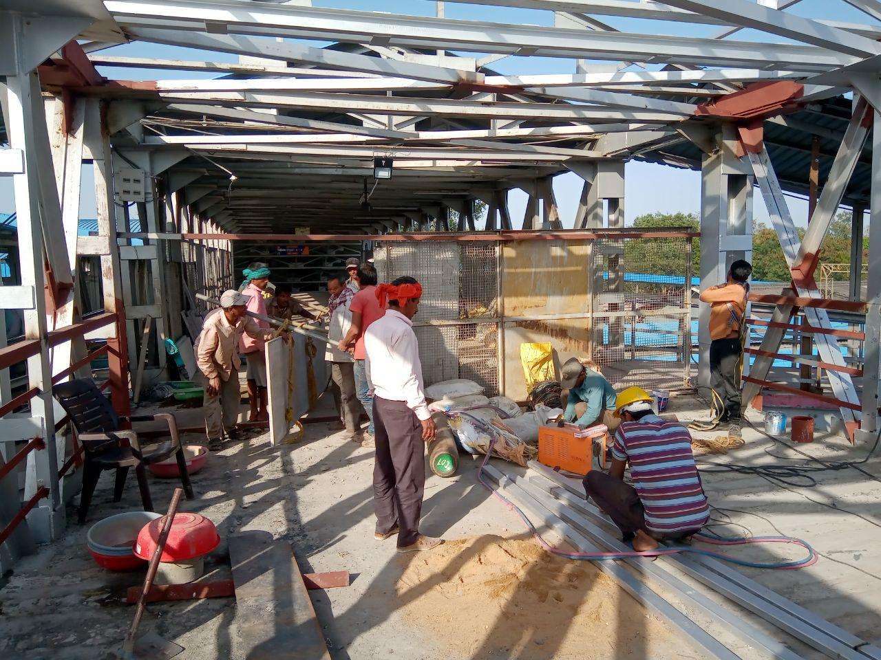 PHOTO GALLERY: देखिये क्या काम चल रहा बिलासपुर रेलवे स्टेशन में, इस तरह से
यात्रियों को होगा लाभ