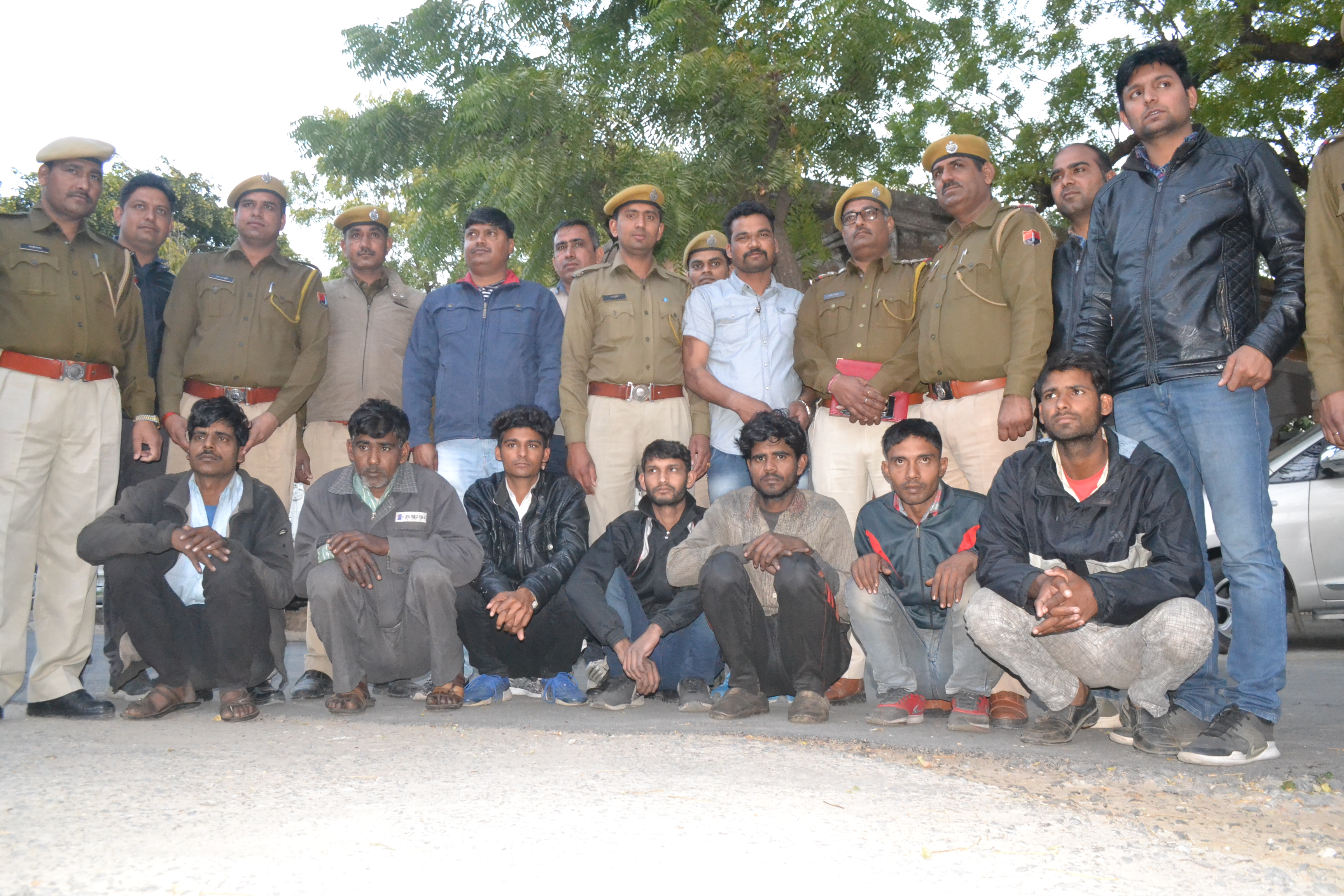 police arrest gang