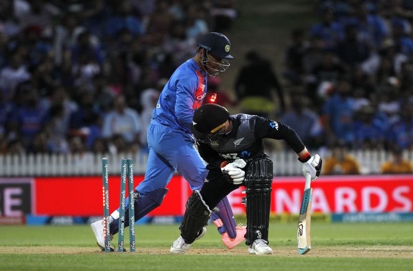dhoni t20