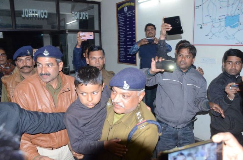 akshat jain with sagar police