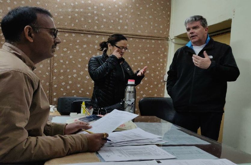 American Tourist Mark Good Experience With Rajasthan Police In Alwar