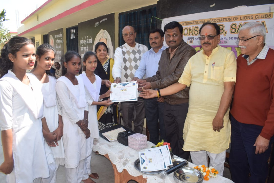Certificate distributed to 50 students with sewing machine